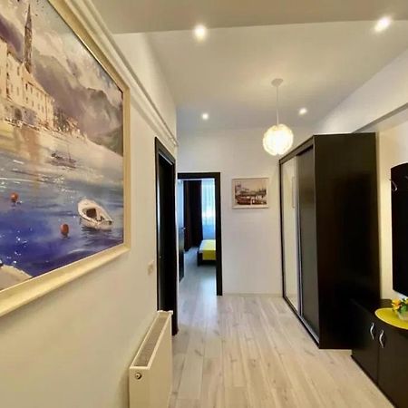 Ferienwohnung Monalissa Summerland Mamaia Exterior foto
