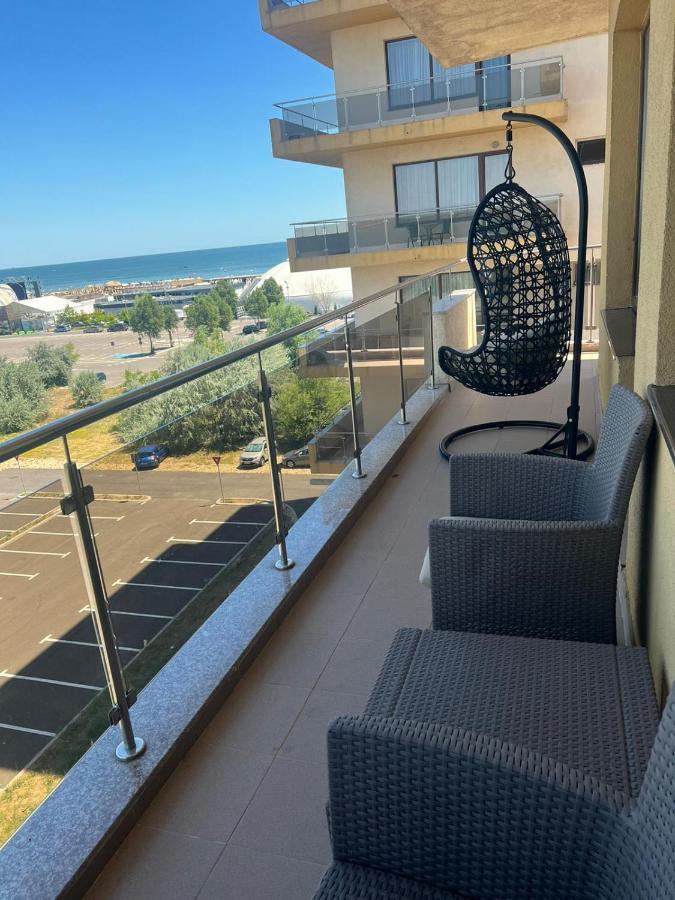 Ferienwohnung Monalissa Summerland Mamaia Exterior foto